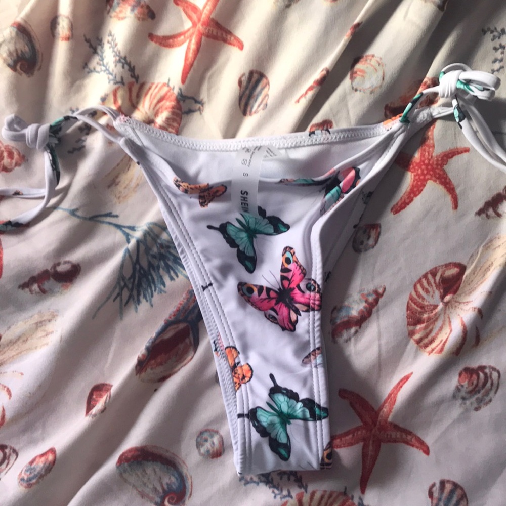 🌊 Butterfly Bikini Bottoms